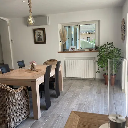 Avec Piscine Sur Le Golf Sainte-Maxime