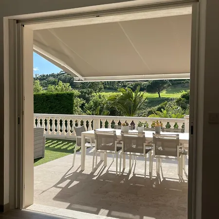 Avec Piscine Sur Le Golf * Sainte-Maxime