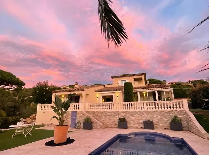 Avec Piscine Sur Le Golf * Sainte-Maxime