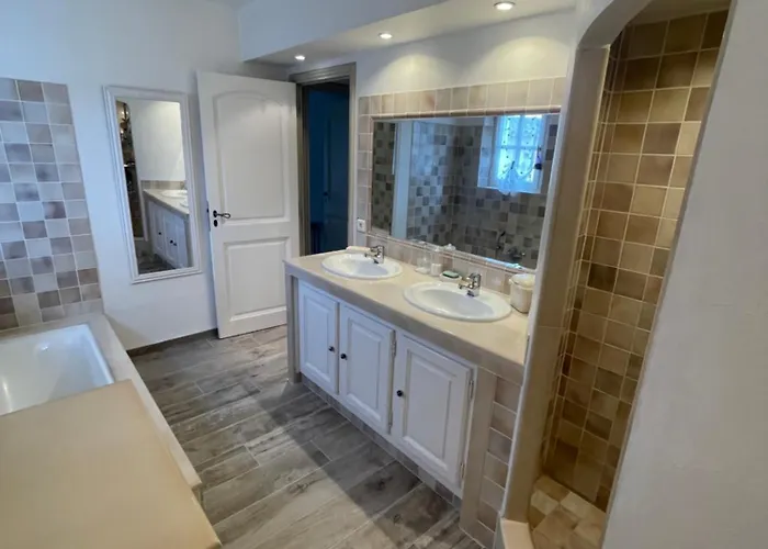 Villa Avec Piscine Sur Le Golf Sainte-Maxime