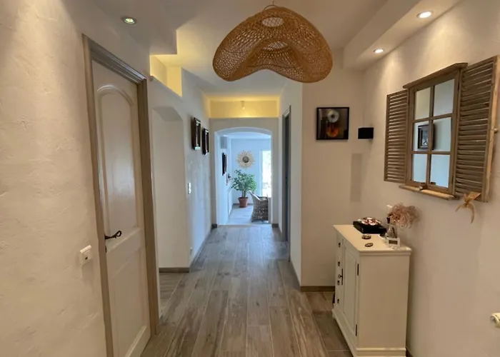 Avec Piscine Sur Le Golf *